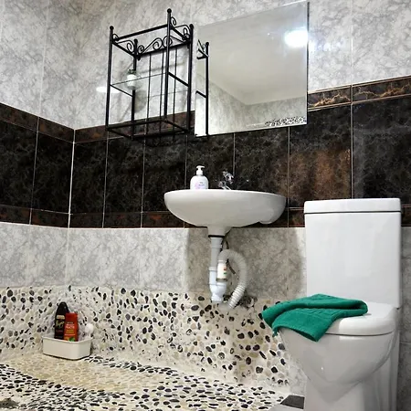 Apartament Aloha***burrero Cerca Del Aeropuerto